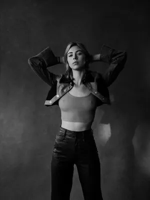 Hermione Corfield OnlyFans Leaked Free Thumbnail Picture - #8ygLlla2wu