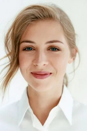 Hermione Corfield OnlyFans Leaked Free Thumbnail Picture - #s4jUfSrmVs