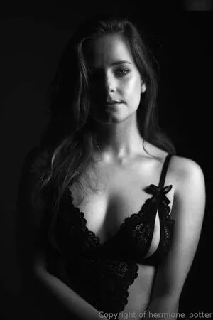 Hermione Potter OnlyFans Leaked Free Thumbnail Picture - #OEWW0abYXn