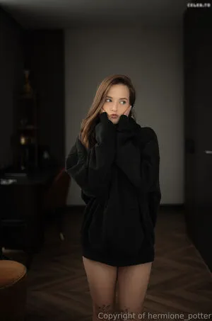 Hermione Potter OnlyFans Leaked Free Thumbnail Picture - #m4cTFRNr2F