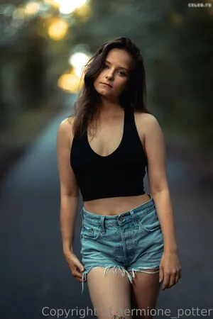 Hermione Potter OnlyFans Leaked Free Thumbnail Picture - #rBTmQhV3rN