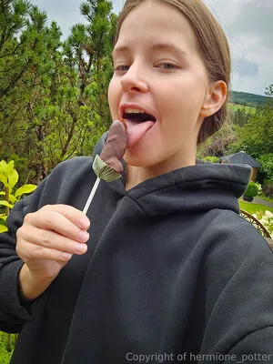 Hermione Potter OnlyFans Leaked Free Thumbnail Picture - #viaEUH1jM7