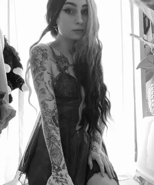 Hernamewasloneliness OnlyFans Leaked Free Thumbnail Picture - #6sdLZbin75