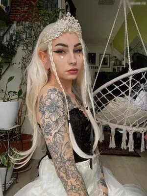 Hernamewasloneliness OnlyFans Leaked Free Thumbnail Picture - #mlRAu8iH8d