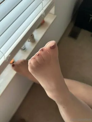 Hernylonfeetfree OnlyFans Leaked Free Thumbnail Picture - #YTBAWSm7fy