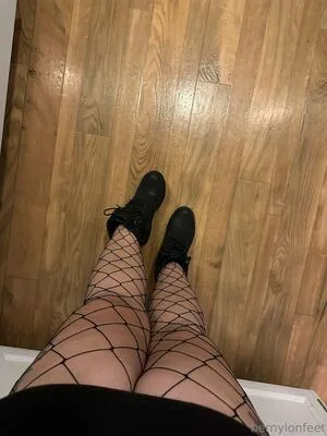Hernylonfeetfree OnlyFans Leaked Free Thumbnail Picture - #dyUmf5Q3Zw