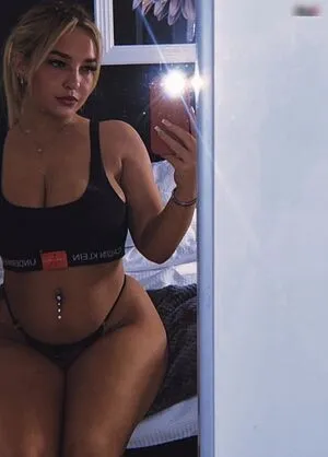 Herzqueen OnlyFans Leaked Free Thumbnail Picture - #83TQeEygeR