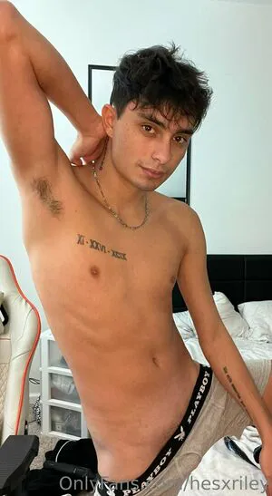 Hesxriley OnlyFans Leaked Free Thumbnail Picture - #lAhEv1aVEB