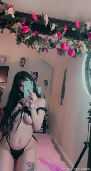 Hexmami OnlyFans Leaked Free Thumbnail Picture - #4Odvvs0Smc
