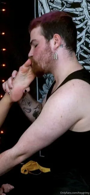 Heygrimy OnlyFans Leaked Free Thumbnail Picture - #1IKizoxp37