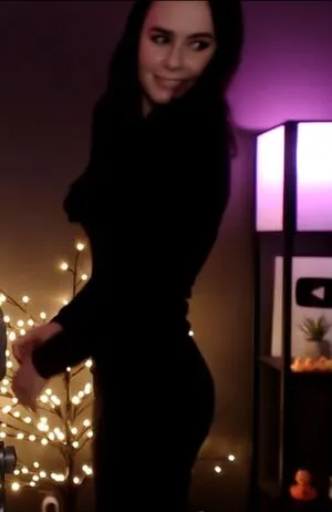 Heyhelen Asmr OnlyFans Leaked Free Thumbnail Picture - #DE3S0xRTHH
