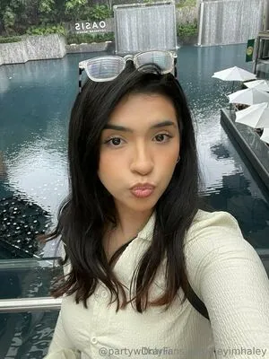 Heyimhaley OnlyFans Leaked Free Thumbnail Picture - #yB8vSIk2Wo