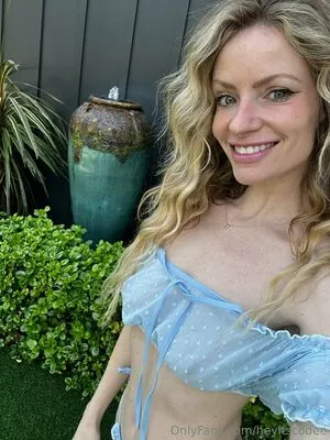 Heyitscodee OnlyFans Leaked Free Thumbnail Picture - #FVcQGCOht9