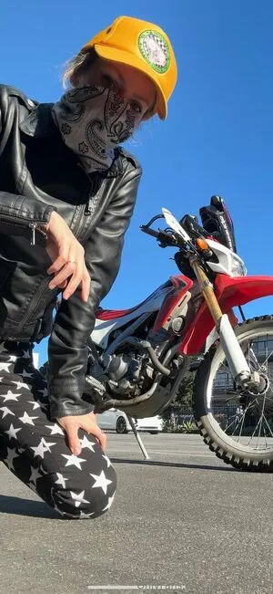 Heyitscodee OnlyFans Leaked Free Thumbnail Picture - #ajseCxxC3l