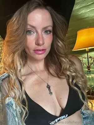 Heyitscodee OnlyFans Leaked Free Thumbnail Picture - #nj6glWEpYu