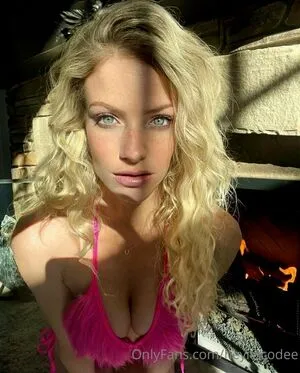 Heyitscodee OnlyFans Leaked Free Thumbnail Picture - #qr1D5I9fTU