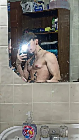 Heyitsjustyn OnlyFans Leaked Free Thumbnail Picture - #NkoTyG9aPe