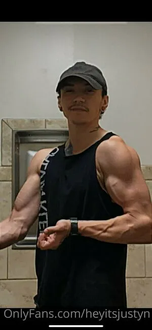 Heyitsjustyn OnlyFans Leaked Free Thumbnail Picture - #qc0q8PzRde
