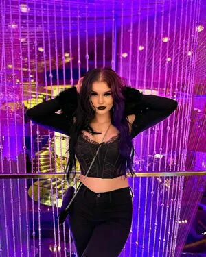 Heyitzviolet OnlyFans Leaked Free Thumbnail Picture - #M4WFE47vL0