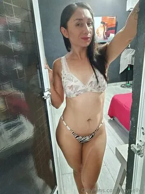 Heynellyy OnlyFans Leaked Free Thumbnail Picture - #StKNiFaWMO