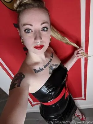 Heysweetsophiefree OnlyFans Leaked Free Thumbnail Picture - #hntOUMDeWT