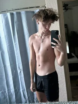 Heytroy OnlyFans Leaked Free Thumbnail Picture - #D4Xb6B4yOJ