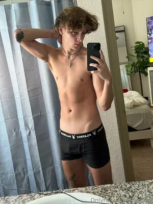 Heytroy OnlyFans Leaked Free Thumbnail Picture - #M3tcgjnnKN