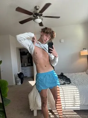 Heytroy OnlyFans Leaked Free Thumbnail Picture - #MhNpYOZLvX