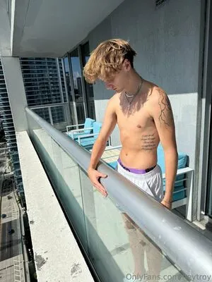 Heytroy OnlyFans Leaked Free Thumbnail Picture - #VOJPxOCszV