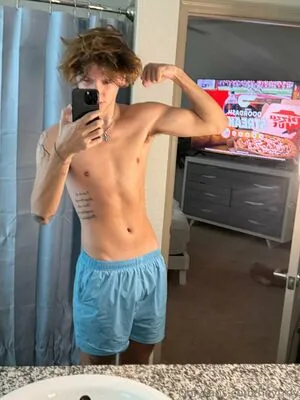 Heytroy OnlyFans Leaked Free Thumbnail Picture - #nDiU6H6RU1