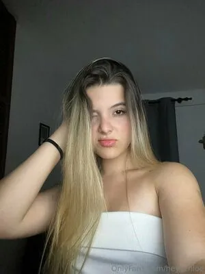 Heyychloe OnlyFans Leaked Free Thumbnail Picture - #H3pFH2HU1G