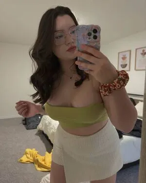 Hi Help Me With This Girl Silvana Rincn Silvblossom OnlyFans Leaked Free Thumbnail Picture - #U83hTzETpU