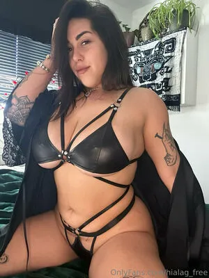 Hialag Free OnlyFans Leaked Free Thumbnail Picture - #9IxnrzGXfH