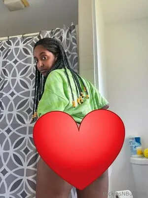 Hickiesnbubbles OnlyFans Leaked Free Thumbnail Picture - #6POCrp6sm3
