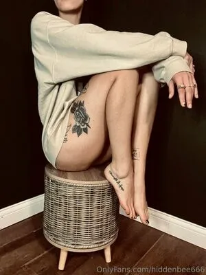 Hiddenbee666 OnlyFans Leaked Free Thumbnail Picture - #vjd8Yqhn6c