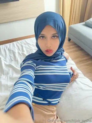 Hijab Aysha OnlyFans Leaked Free Thumbnail Picture - #2SnhgnJISe
