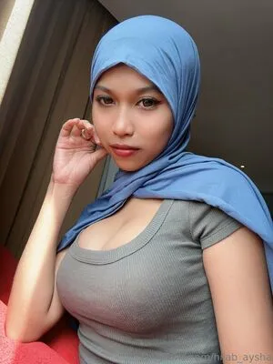 Hijab Aysha OnlyFans Leaked Free Thumbnail Picture - #72MNcnKmn0