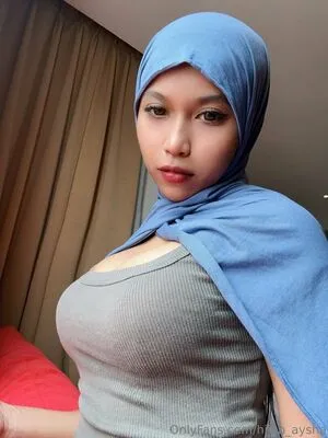 Hijab Aysha OnlyFans Leaked Free Thumbnail Picture - #TgsQASw1lL