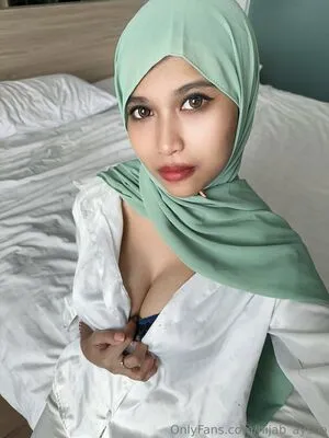 Hijab Aysha OnlyFans Leaked Free Thumbnail Picture - #UCW4kt7oiH