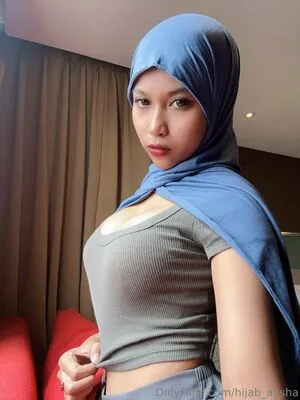 Hijab Aysha OnlyFans Leaked Free Thumbnail Picture - #seRjVTDFiV