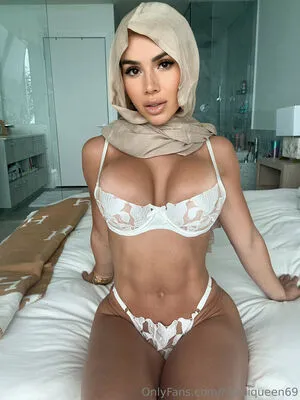 Hijabiqueen69 OnlyFans Leaked Free Thumbnail Picture - #R3j8PAOKGS