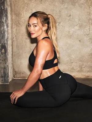 Hilary Duff OnlyFans Leaked Free Thumbnail Picture - #q9FdM67vn3