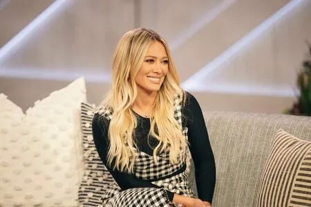 Hilary Duff OnlyFans Leaked Free Thumbnail Picture - #xZYinigi5w