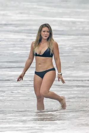 Hillary Duff OnlyFans Leaked Free Thumbnail Picture - #V2U2xorqE1