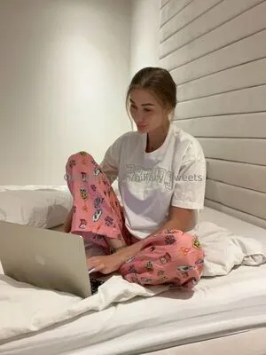 Hillary Sweets OnlyFans Leaked Free Thumbnail Picture - #8PFx1R56G5