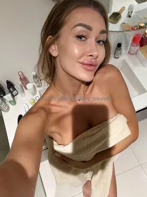 Hillary Sweets OnlyFans Leaked Free Thumbnail Picture - #nV7E5HbVEl
