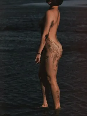 Hilovenano OnlyFans Leaked Free Thumbnail Picture - #1KGWWO8byD