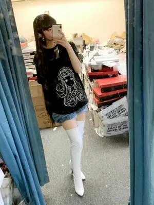 Himari Tsukishiro OnlyFans Leaked Free Thumbnail Picture - #TrowlM19aM