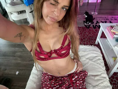 Himynameisalliyah OnlyFans Leaked Free Thumbnail Picture - #wni6brFGYu