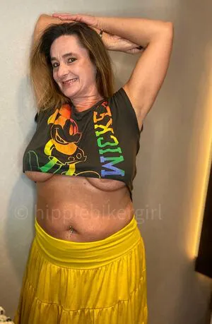 Hippiebikergirlfree OnlyFans Leaked Free Thumbnail Picture - #2VVRuomSZD